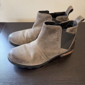 Sorel EMELIE Women's Waterproof Chelsea Bootie Size 8 Gray/green Lug Sole
